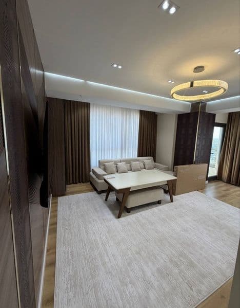 3 комнаты,Modera Towers,13 этаж.<br />
Светлая,полностью уко