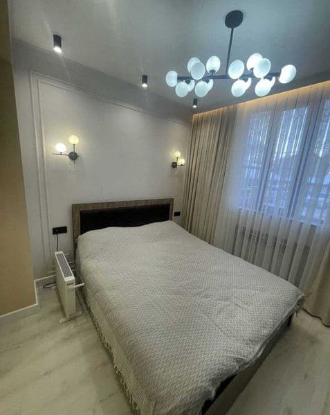 Район: Чиланзарский<br />
•Орентир:  метро Чиланзар<br />
<b — фото 4