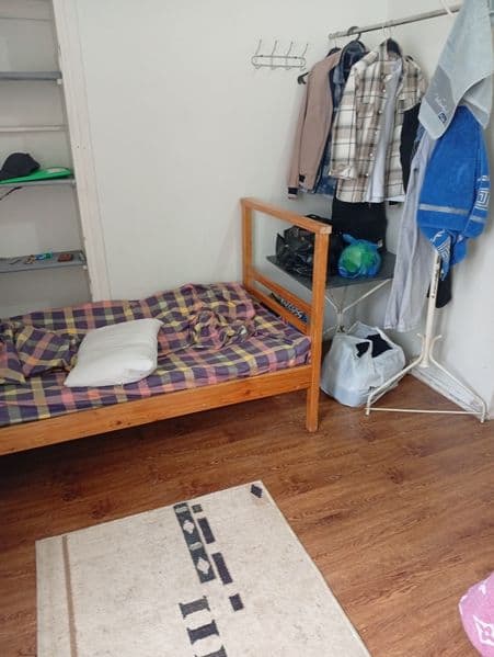 Сдам комнату будут жить три человека кухня санузел горячая в — фото 2