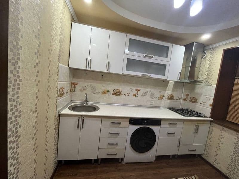 Уютная светлая 1 комнатная квартира с хорошим ремонтом и все — фото 3