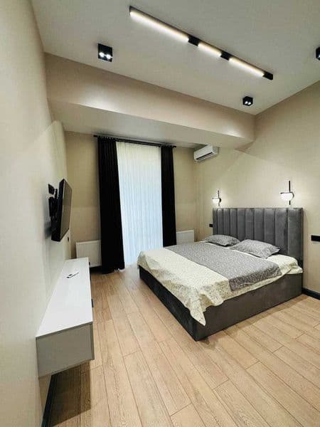 • ЖК: NRG Oybek<br />
• Комнат: 3<br />
• Этаж: 12<br />
• П