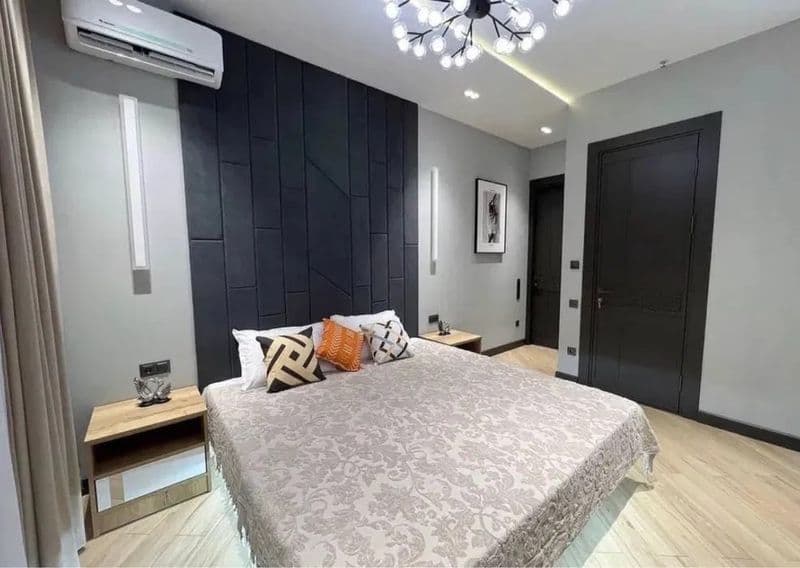 Мирабадский район <br />
Гостиница Россия <br />
Новостройка — фото 2