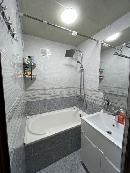 Яшнобод туман <br />
Яшнобод метросини ёнида<br />
2 та киз  — фото 4