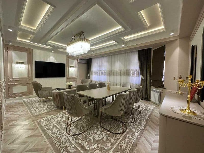 Элитный апартамент:<br />
Район: Яккасарайский <br />
Кол-во