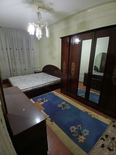 2 хона 3 килинган хоналар алохида . Спальни, шкаф, холодильн