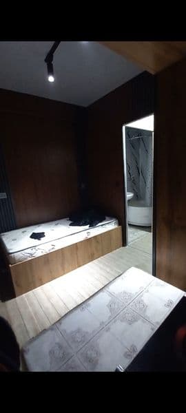 Uyning holati yevro remont tolet vana ichida telvizor kir mo