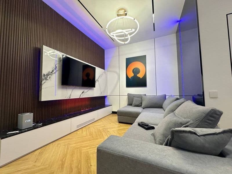 Яккасарайский район <br />
Жк Parisien <br />
2/5/8<br />
60