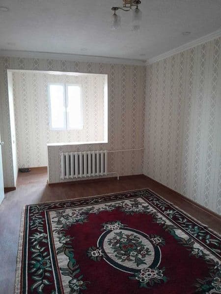 Сдается 4 комнатная квартира семейной паре, на 4 этаже на до