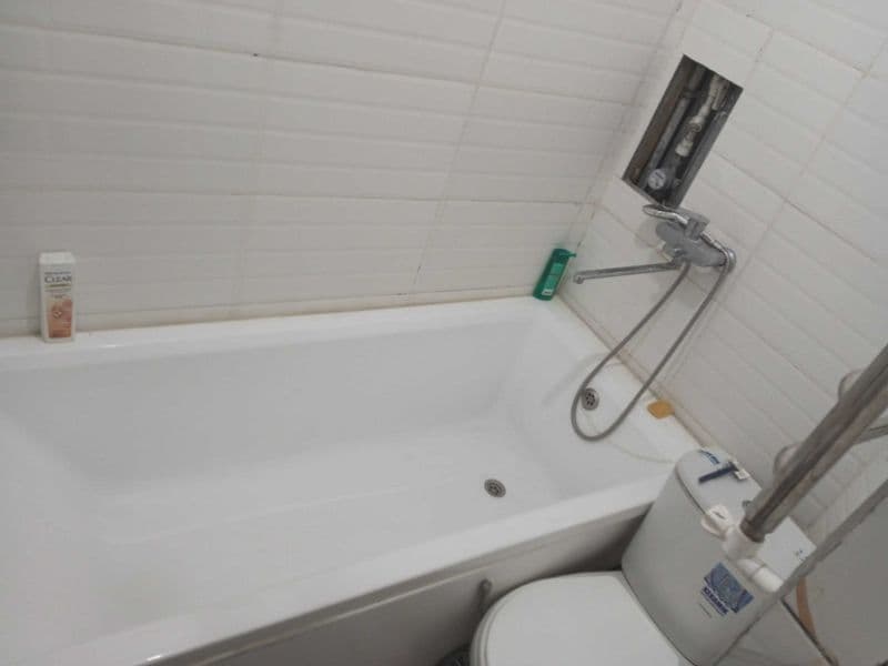 3 xonali uy. metro bekat 3 ni oldida. stiralka va haladilnik — фото 3