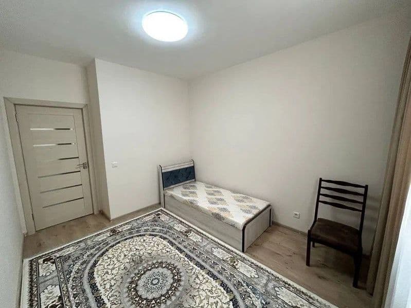 Sheriklikka 2 ta bola olamiz. Umumiy uch kishi turiladi. Kis