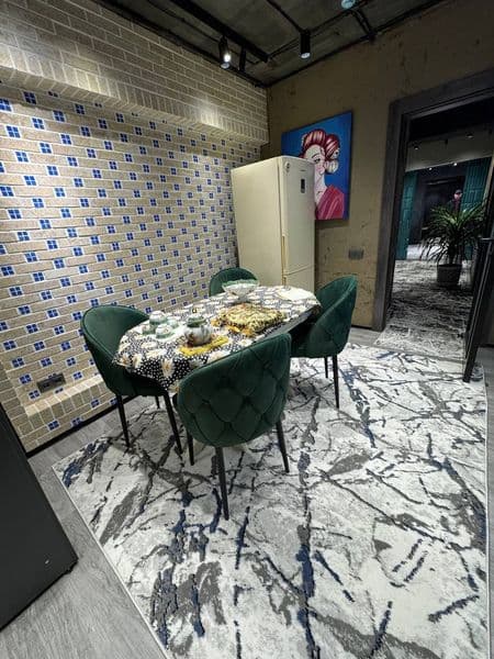 Аренда 3/4/7 90 кв<br />
Спецплан Чорсу-Гум<br />
Иностранны