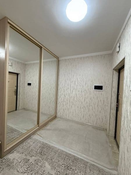 Maxtuquli Jk Besh Chinor<br />
2 xona<br />
12 etaj<br />
17 — фото 4