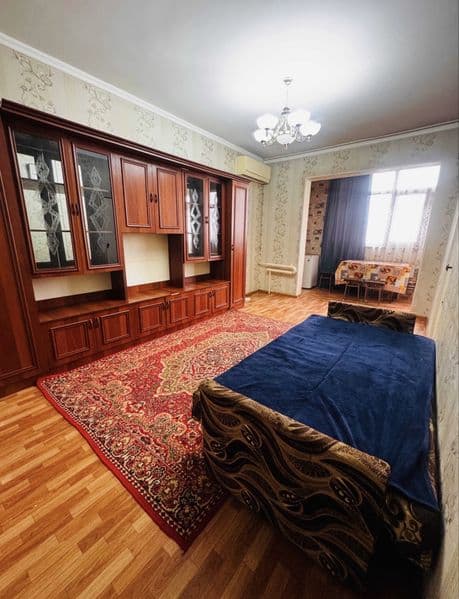 Сдаетмя квартира семье ! Квартира укомплектована полностью м