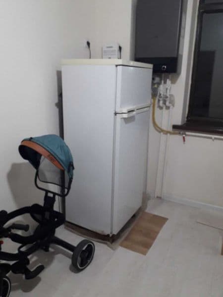 Юнусобод санпи новос 2/2/9 50м2 400$ оила она болага<br />
А — фото 5