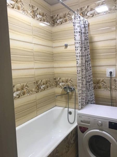 Сдаю свою 2х комнатную квартиру на Карасу 4, 2/2/5 с хорошим