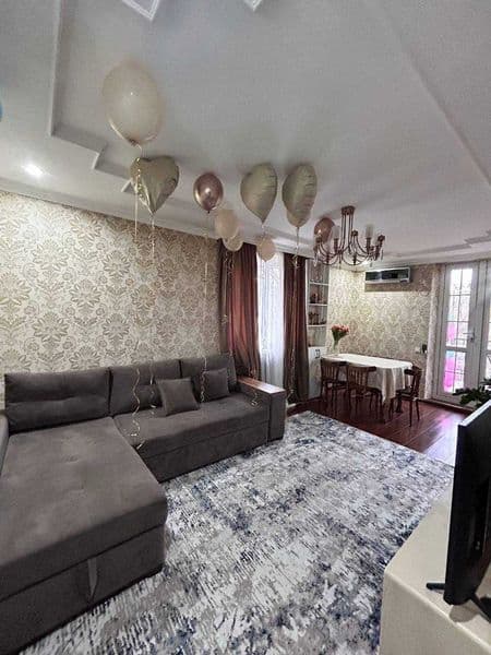 Аренда шикарная 3-комнатная квартира<br />
<br />
Район: Мир