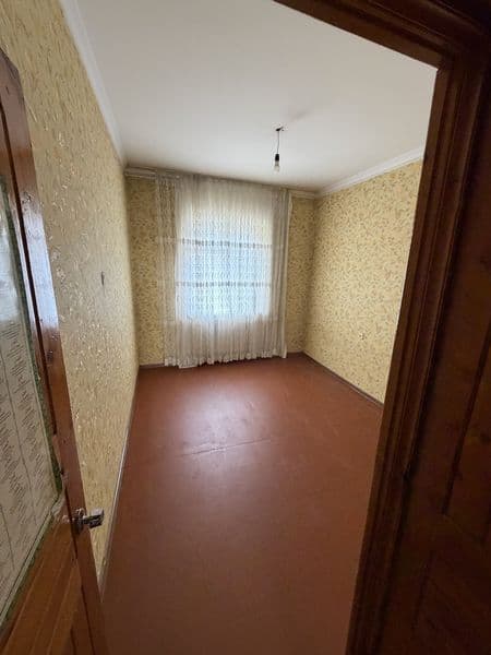 Сдаю в аренду свою 4x комнатная квартира. Есть 3 спальных, 1