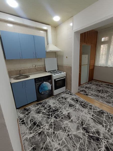 3 ta ayol va qizlarni olamiz ( tarbiyali , òqidgan va ishled