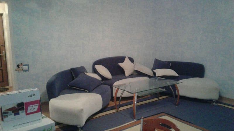 Аренда<br />
Максим Горький<br />
2 хонали уй<br />
3 этаж<b