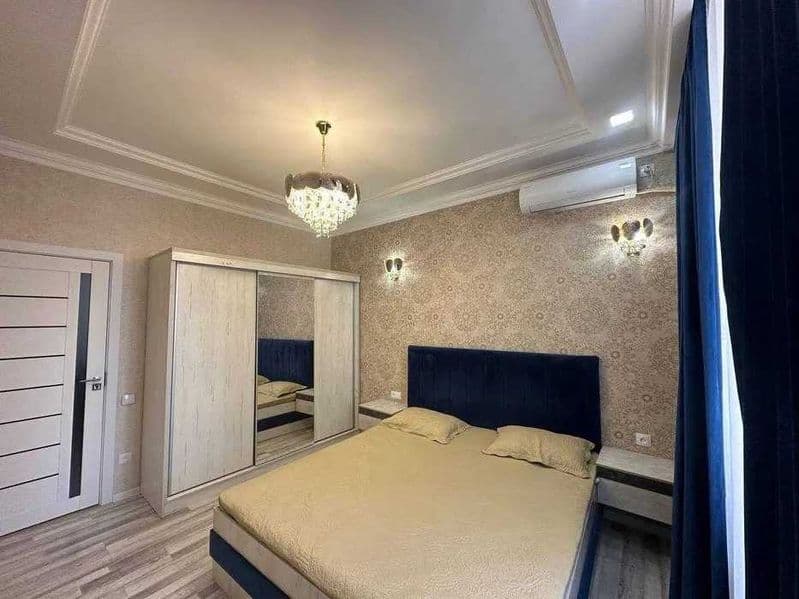 Манзил : Метро Юнусобад<br />
<br />
- хона 2<br />
- қават 