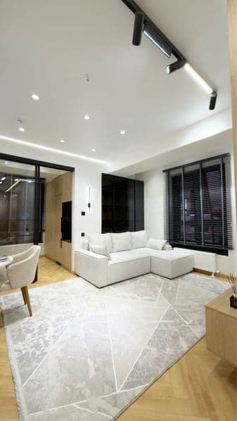 Чистая уютная квартира с дизайнерским ремонтом <br />
<br />