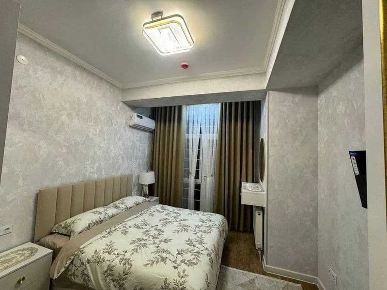 Район: Мирабадский<br />
Адрес: ЦУМ<br />
Ориентир: Корея По