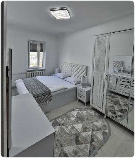 Сдаётся КЛАССНАЯ квартира<br />
<br />
• Район: Яшнабадский<