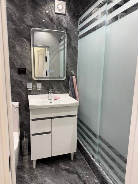 3 xonali uy oshconasi kotta mebel texnika bor remonti yangi  — фото 3