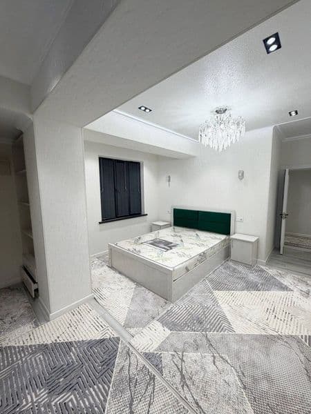 Mirzo Ulugʻbek tumani Buyuk ipak yoʻli metrosi yonida 2xonal