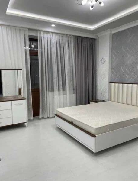 Сдается в Центре города по Улице Бабура ор-р ТЦ Некст, 3 мин