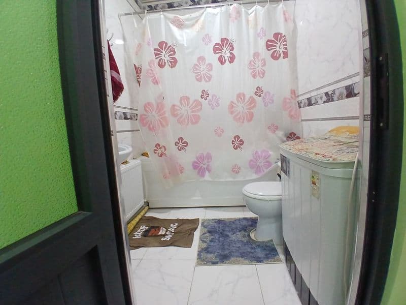 4-5 ta bolla olamiz kvartiraga 3 xonali 2 ta xona beriladi 1