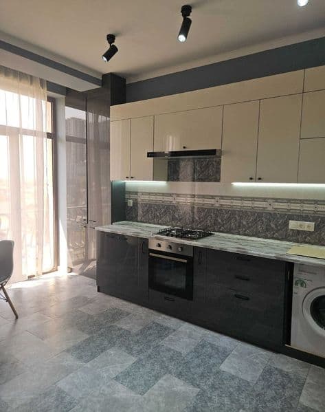 Yunusobod 10 kvartl<br />
Alfraganus institut yonida <br />
 — фото 2