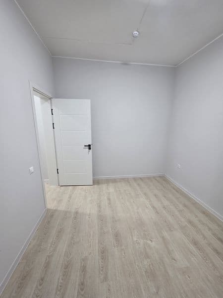 Аренда сергели 3.хонали навастройка оилага берилади узок муд