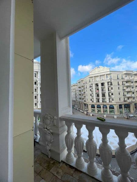 • Район: Шайхантахур<br />
• ЖК: Ташкент Сити Бульвар<br />
