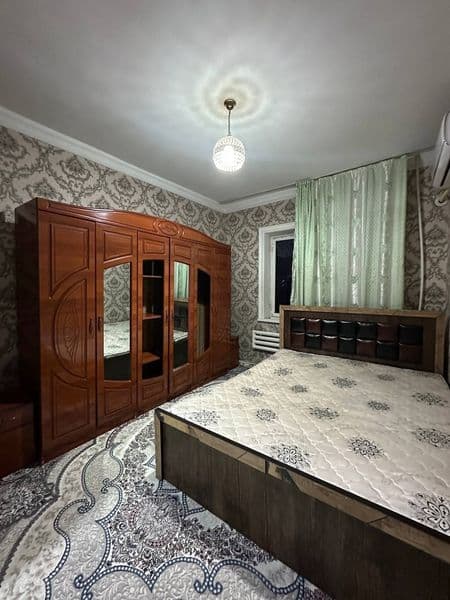 Юнусобод тумани<br />
Этаж: 4/9<br />
Уй тоза, ёруғ, барча ш