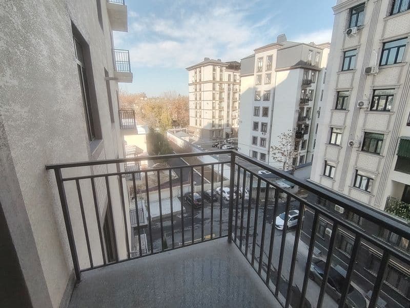 Тошкент марказида жойлашган. 2025 йилда қуриб битказилган хо — фото 4