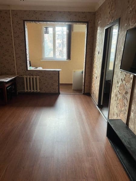 Юнусобод тумани 4 кварталда 1 хона 2 хона қилинган уй аренда