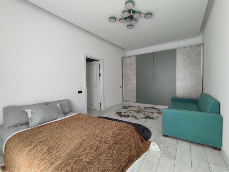 Сдаю свою квартиру<br />
1/8/8 44 квадратов. Без маклеров и 