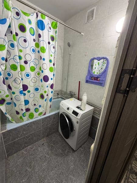 Аренда чиланзар 8.  Двух комнатная.  Есть телевизор холодиль — фото 4