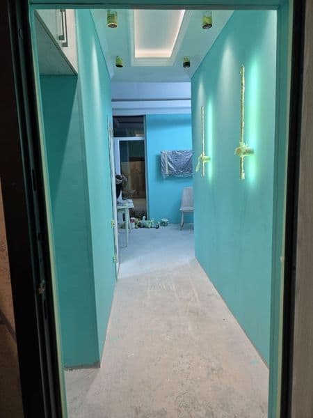 Юнусабад 4 квартал, универсам, возле кинотеатр Азия. 2 хонал