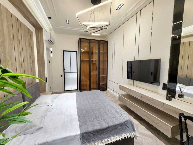 К вашему вниманию рады представить 3х комнатную квартиру на 