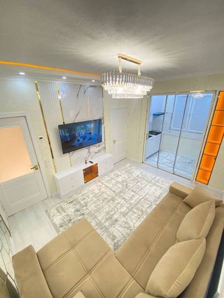 Сдаю свою 3-х комнатную 2 этаж 4 этажного дома не торец квар