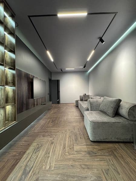 СРОЧНО Сдается квартира ПРЕМИУМ класса<br />
<br />
• Район: