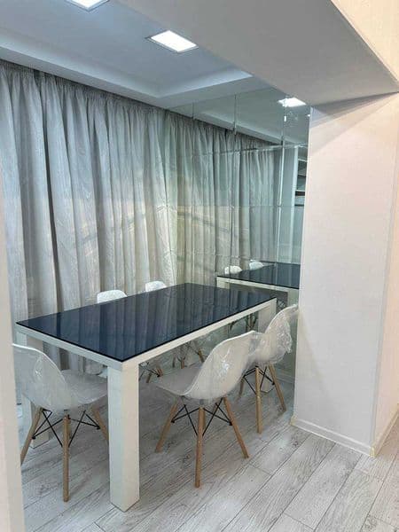 Район: Мирзо Улугбекский<br />
Адрес: Максим Горький<br />
< — фото 5