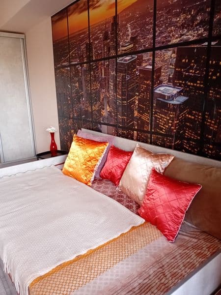 1 комнатная студия, с ремонтом, с мебелью, с техникой, телев — фото 3