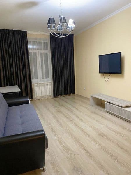 ID <br />
<br />
Сдается упакованная квартира. Рядом есть вс