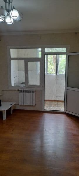 Сдается однокомнатная бывший обшижитье на лисинова ванна туа — фото 4