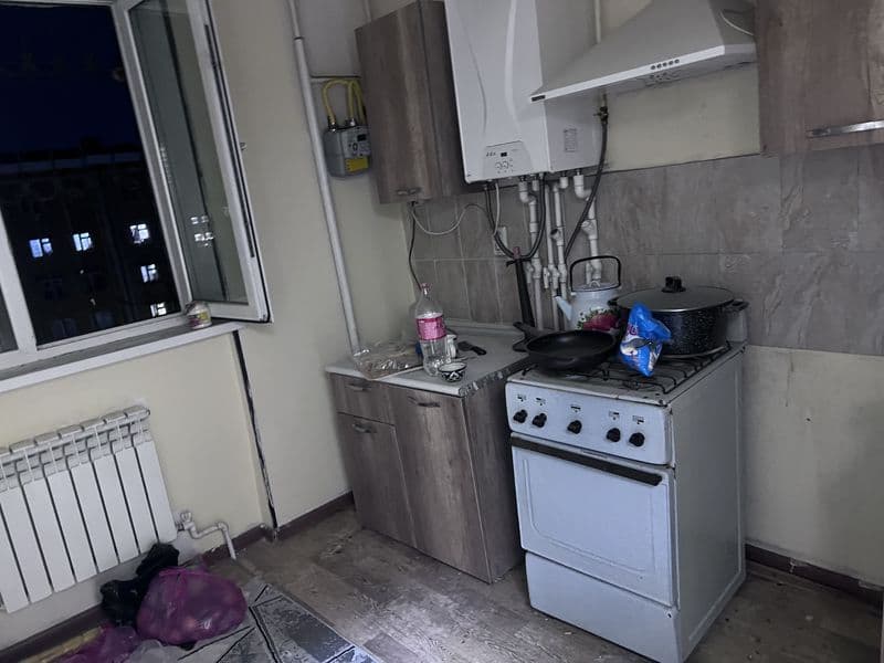 Bollarga kvartira 2 kishi olamz metro ga 1 minut lik yol 100 — фото 2