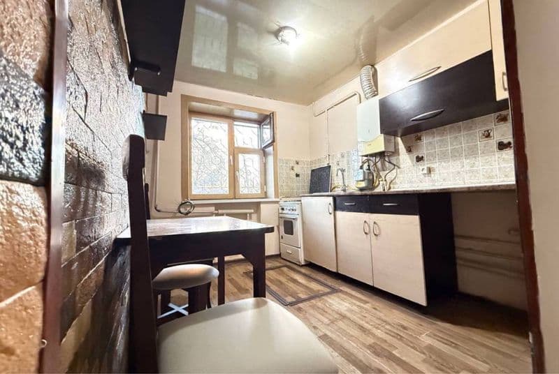 Сдаю 1 комнатнаю квартиру на длительный период, квартира чис — фото 4