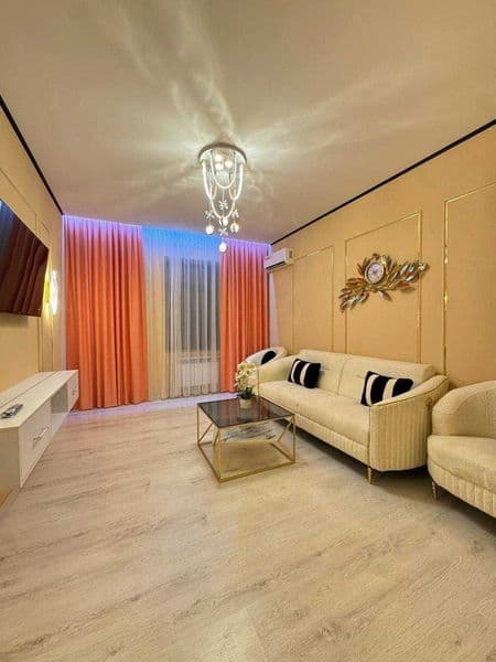 2-комнатная квартира 55 м² в Яшнабадском районе, Ахангаранск